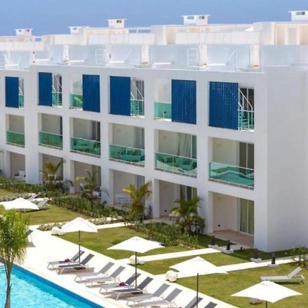 Cana Rock Condos Infinity Pool & Beach Suites Punta Cana Eksteriør bilde